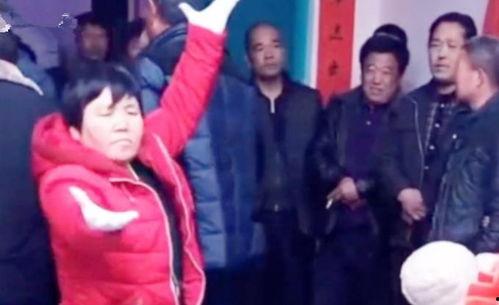 爆料乡村大姐视频,接地气日常引网友热议 第1张 爆料乡村大姐视频,接地气日常引网友热议 第1张